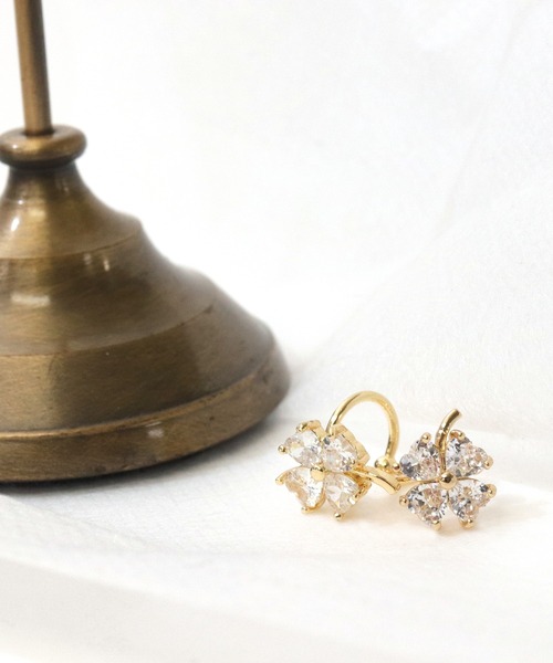 florist（フローリスト）の「トレンドデザインのゴールドイヤーカフ（イヤーカフ・レディース・その他1/その他2/その他3/その他4/その他5/その他6/その他7/その他8/その他9/その他10・FREE）」の14枚目の写真