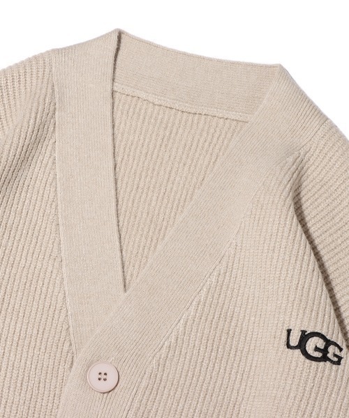 UGG ロゴ入りフリースロングカーディガン Mサイズ UGG ロゴ入りフリースロングカーディガン Mサイズ