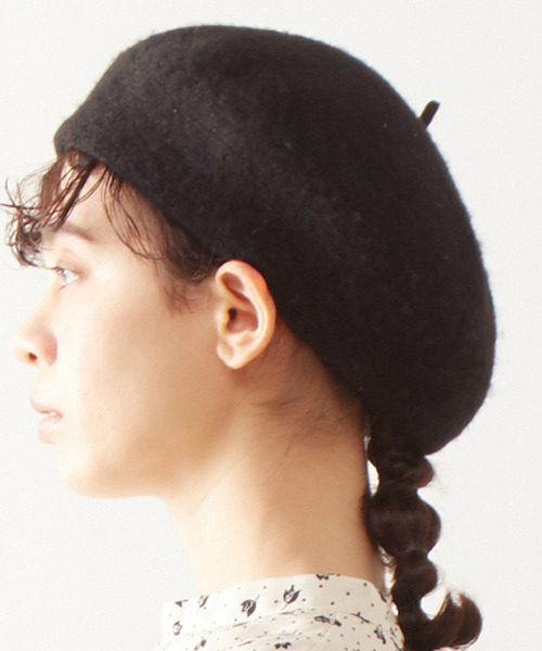 MELROSE claire(メルローズ クレール)の「【アンチピリング加工で毛玉が出来づらい♪ベレー帽】(ハンチング/ベレー帽・レディース・ブラック/ベージュ/ブラウン・FREE)」の2枚目の写真