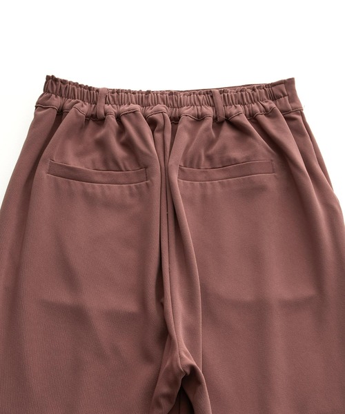 Chaco closet（チャコ クローゼット）の「ウエストゴム センターシーム ストレートパンツ（スラックス・レディース・ピンク・M/TM）」の4枚目の写真
