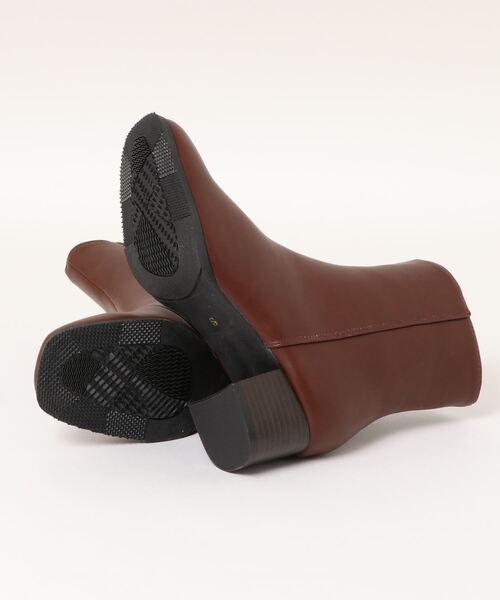 Realta（レアルタ）の「Realta(レアルタ)  スクエアトゥスタックヒールショート ブーツ（ブーツ・レディース・ブラック/ダークブラウン/ブラック系その他・LL/L/M/S）」の5枚目の写真