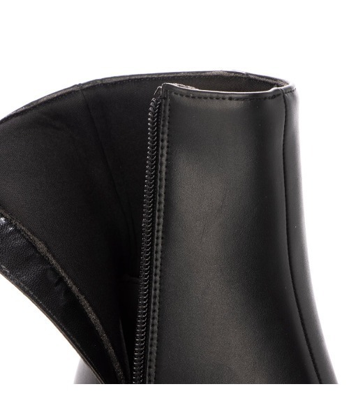 Realta（レアルタ）の「Realta(レアルタ)  スクエアトゥスタックヒールショート ブーツ（ブーツ・レディース・ブラック/ダークブラウン/ブラック系その他・LL/L/M/S）」の21枚目の写真