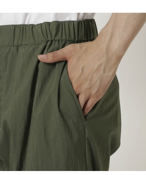 MIZUNO SPORTS STYLE（ミズノスポーツスタイル）の「ウーブンパンツ　[ユニセックス]（その他パンツ・メンズ・ブラック/カーキ系・L/M/XL）」の10枚目の写真