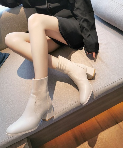 KOR（ケーオーアール）の「サイドゴアショートブーツ（ブーツ・レディース・ブラック/アイボリー・40/38/39/35/36/37）」の3枚目の写真