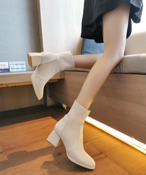 KOR（ケーオーアール）の「サイドゴアショートブーツ（ブーツ・レディース・ブラック/アイボリー・40/38/39/35/36/37）」の6枚目の写真