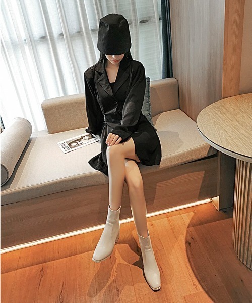 KOR（ケーオーアール）の「サイドゴアショートブーツ（ブーツ・レディース・ブラック/アイボリー・40/38/39/35/36/37）」の22枚目の写真