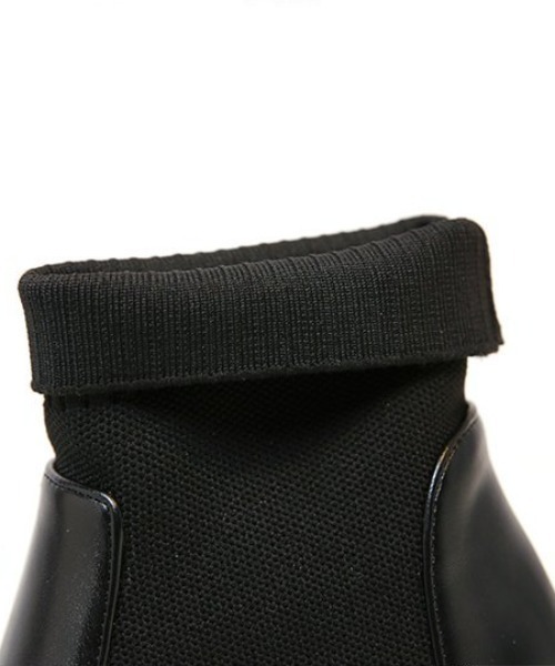 KOR（ケーオーアール）の「サイドゴアショートブーツ（ブーツ・レディース・ブラック/アイボリー・40/38/39/35/36/37）」の14枚目の写真