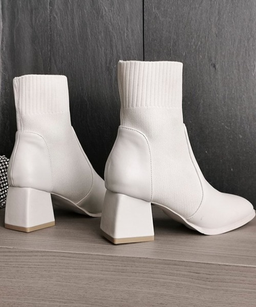 KOR（ケーオーアール）の「サイドゴアショートブーツ（ブーツ・レディース・ブラック/アイボリー・40/38/39/35/36/37）」の18枚目の写真