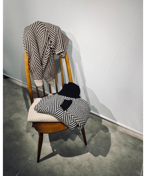 LiSeek（リシーク）の「【LiSeeK】ヘリンボーン柄ニット TOP（ニット/セーター・レディース・ブラック/ベージュ/ブラウン・FREE）」の22枚目の写真