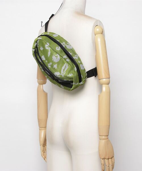 XLARGE(エクストララージ)の「MESH WAIST BAG(ボディバッグ/ウエストポーチ・メンズ・ブラック/グレー/オリーブ・ONE SIZE)」の19枚目の写真