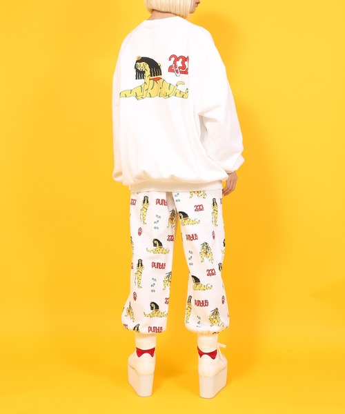 PUNYUS（プニュズ）の「寅プリントスウェット（スウェット・レディース・ホワイト/ブラック・4/3）」の7枚目の写真