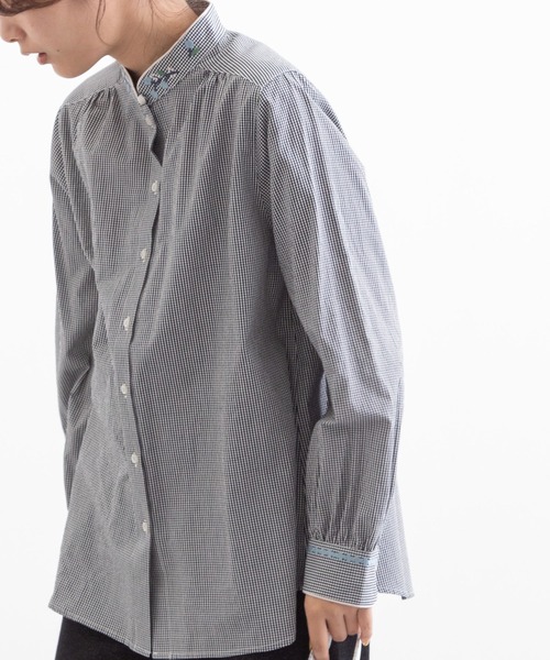 POU DOU DOU（プードゥドゥ）の「パイピングスタンドカラー刺繍