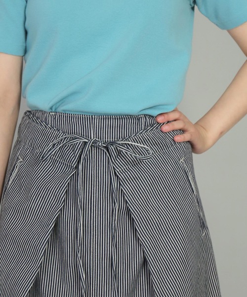 OMNIGOD（オムニゴッド）の「[OMNIGOD womens / オムニゴッド]　ヒッコリーデニム ロールスカート（スカート・レディース・ブルー系その他・FREE）」の9枚目の写真