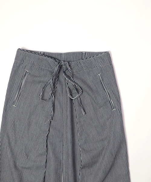 OMNIGOD（オムニゴッド）の「[OMNIGOD womens / オムニゴッド]　ヒッコリーデニム ロールスカート（スカート・レディース・ブルー系その他・FREE）」の20枚目の写真