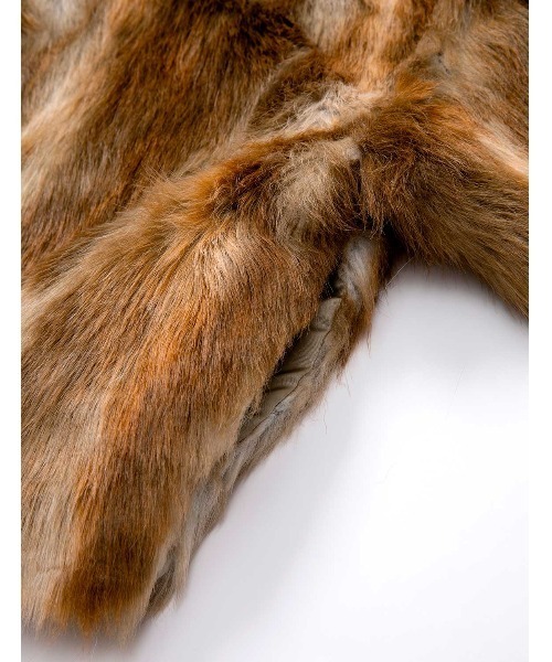 MR.GENTLEMAN(ミスタージェントルマン)の「FAUX FUR SHORT BLOUSON(ノーカラージャケット・メンズ・ベージュ・MEDIUM)」の3枚目の写真