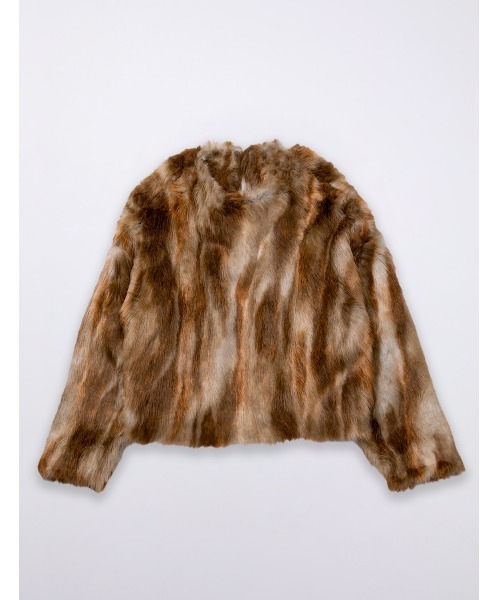 MR.GENTLEMAN(ミスタージェントルマン)の「FAUX FUR SHORT BLOUSON(ノーカラージャケット・メンズ・ベージュ・MEDIUM)」の2枚目の写真