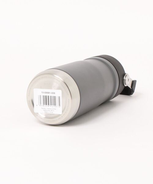 STANLEY(スタンレー)の「【STANLEY】スタンレー アイスフローフリップストロー真空ウォーターボトル 0.5L(水筒・メンズ・ホワイト/チャコールグレー・FREE)」の3枚目の写真