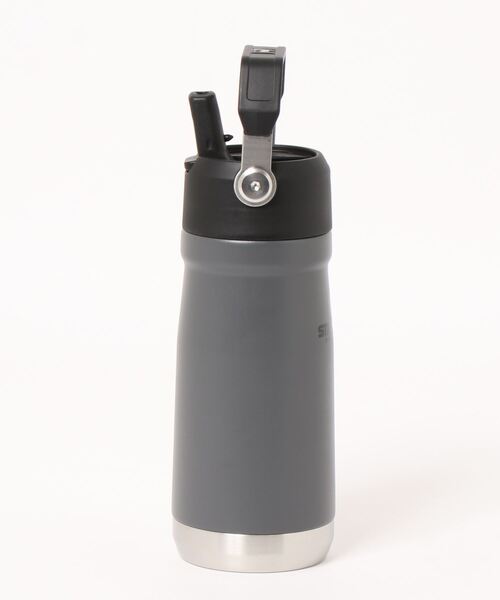 STANLEY(スタンレー)の「【STANLEY】スタンレー アイスフローフリップストロー真空ウォーターボトル 0.5L(水筒・メンズ・ホワイト/チャコールグレー・FREE)」の5枚目の写真