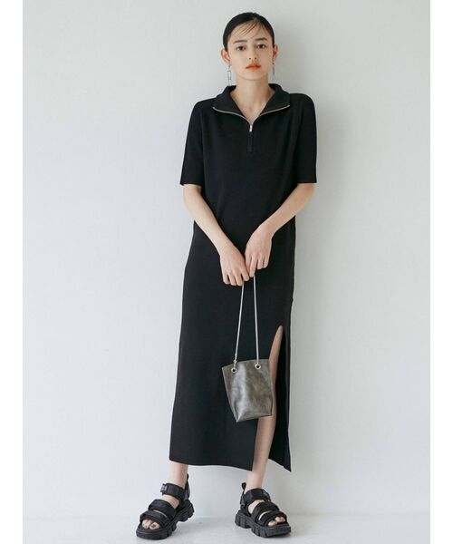 MURUA（ムルーア）の「チェーンドロストバッグ（ショルダーバッグ・レディース・アイボリー/ブラック/ブルー・FREE）」の12枚目の写真