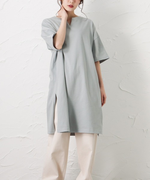 Mac-House（マックハウス）の「ORGABITS オーガビッツ スリットTシャツワンピース（Tシャツ/カットソー・レディース・ブラウン/サックスブルー/チャコール/グリーン・フリー）」の4枚目の写真