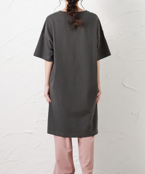 Mac-House（マックハウス）の「ORGABITS オーガビッツ スリットTシャツワンピース（Tシャツ/カットソー・レディース・ブラウン/サックスブルー/チャコール/グリーン・フリー）」の21枚目の写真