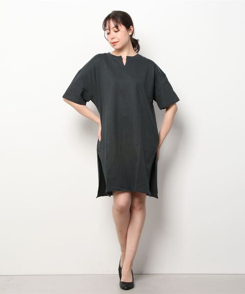Mac-House（マックハウス）の「ORGABITS オーガビッツ スリットTシャツワンピース（Tシャツ/カットソー・レディース・ブラウン/サックスブルー/チャコール/グリーン・フリー）」の11枚目の写真