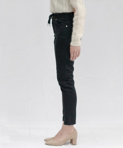 oblekt（オブレクト）の「LADYS COMFY DENIM REPAIR（デニムパンツ・レディース・グレー/ライトブルー/ブラック/ネイビー/ブルー/ホワイト・X-SMALL/LARGE/SMALL/MEDIUM）」の19枚目の写真