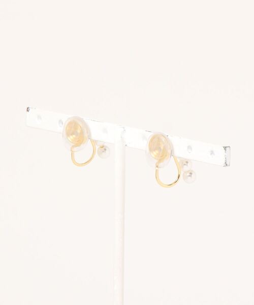 Ritomo De Ricco(リトモ・デ・リコ)の「ritomo耳に優しいピアス風パールイヤリング(イヤリング・レディース・ゴールド・FREE)」の10枚目の写真