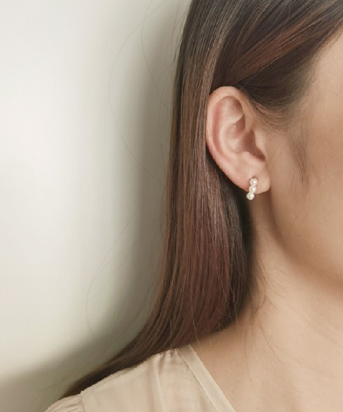Ritomo De Ricco(リトモ・デ・リコ)の「ritomo耳に優しいピアス風パールイヤリング(イヤリング・レディース・ゴールド・FREE)」の12枚目の写真