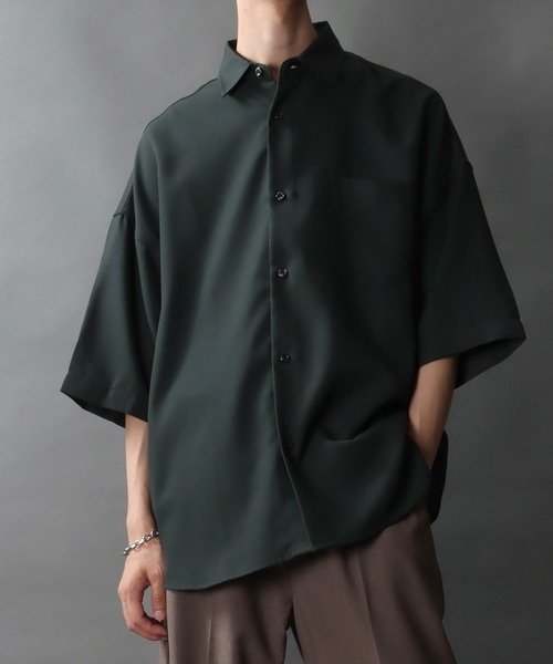 SITRY（シトリー）の「SITRY Oversize Drop shoulder Regular collar shirt/別注 ビッグシルエット ドレープツイル レギュラーカラーシャツ（シャツ/ブラウス・メンズ・ホワイト/チャコールグレー/ライトグレー/ブラック/ダークグリーン/ベージュ/ブラウン/グレイッシュブルー/ホワイト系その他/ブラック系その他/ブラック系その他2・L/M）」の10枚目の写真