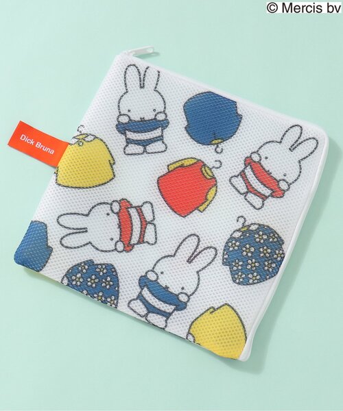 Miffy( ミッフィー)の「ミッフィー スクエアポーチ(ポーチ・レディース・マルチ・FREE)」の1枚目の写真