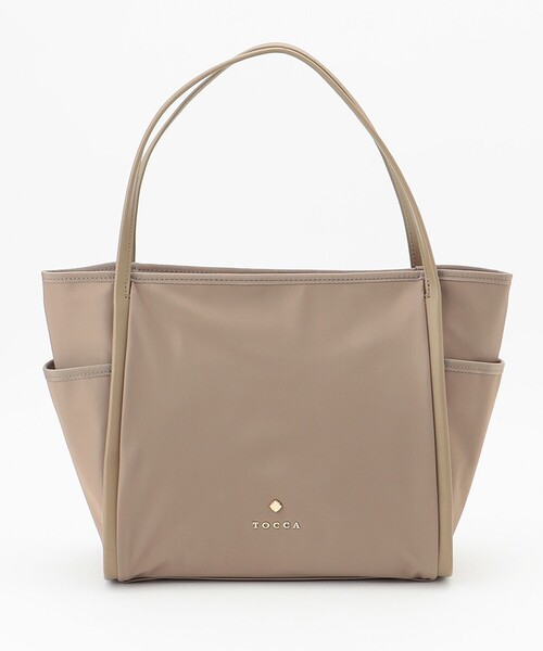 TOCCA(トッカ)の「TRIM LEATHER NYLONTOTE トートバッグ(トートバッグ・レディース・ネイビー系/ブラック系/ベージュ系・F)」の2枚目の写真