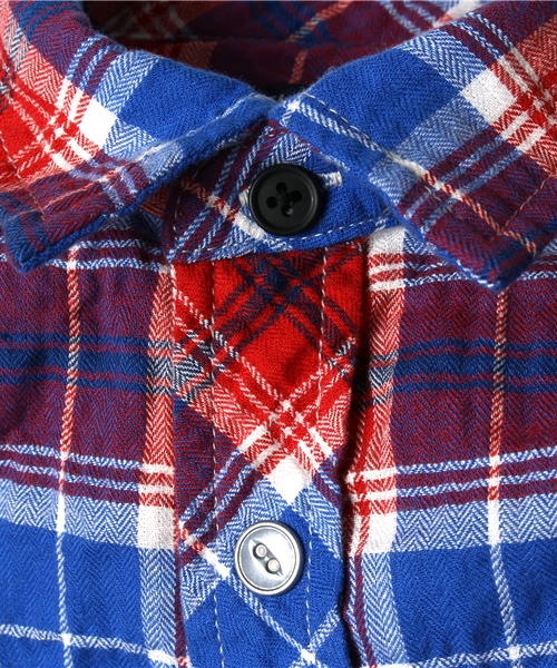 SHIPS（シップス）の「SHIPS KIDS:シャーリング チェック シャツ(kids)（シャツ/ブラウス・キッズ・レッド/ネイビー・130/110/120/100）」の5枚目の写真