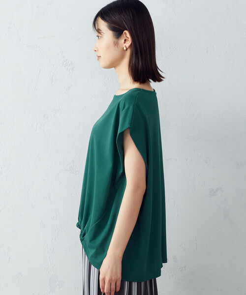 COMME CA ISM(コムサイズム)の「ショルダータック デザイントップス(Tシャツ/カットソー・レディース・ホワイト/グリーン/ブラウン・MEDIUM/LARGE)」の14枚目の写真