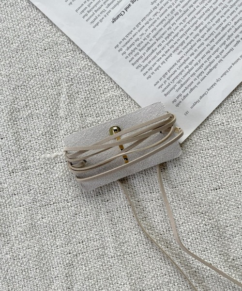 CLEA(クレア)の「ヘアアレンジスエードリボン(その他ヘアアクセサリー・レディース・ブラウン/ベージュ/ライトベージュ/ブラック・FREE)」の16枚目の写真