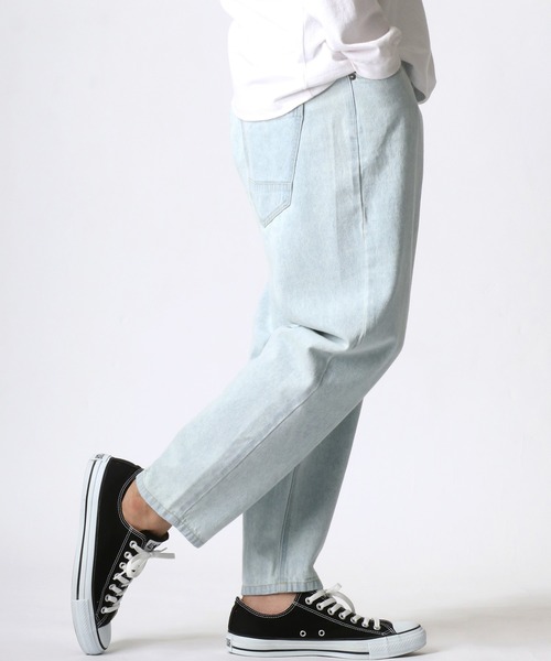 Lazar（ラザル）の「Denim Wide Tapered Pants/デニム ワイドテーパードパンツ（デニムパンツ・メンズ・チャコール/ライトインディゴブルー/インディゴブルー/ダークインディゴブルー/ケミカルウォッシュ/アイボリー/ブラック/ライトブルー/チャコールグレー/ワンウォッシュ・S/M/L）」の6枚目の写真