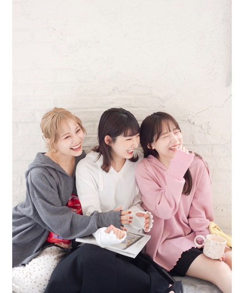 JUMELLE(ジュメロ)の「ワッフルフーデッドプルオーバー(Tシャツ/カットソー・レディース・ホワイト/チャコールグレー/ピンク・FREE)」の4枚目の写真