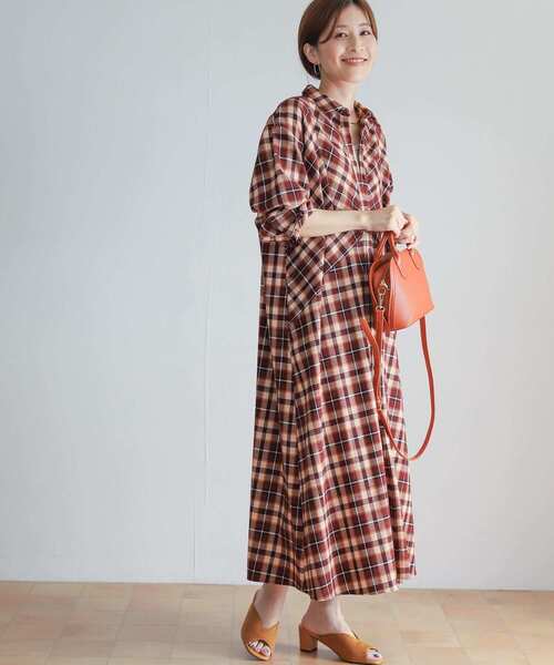 URBAN RESEARCH DOORS（アーバンリサーチドアーズ）の「ネルチェックAラインシャツワンピース（ワンピース・レディース・グレー系その他/パープル系その他/レッド系その他・MEDIUM）」の8枚目の写真