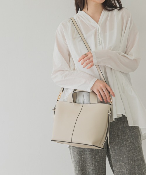 RODE SKO（ロデスコ）の「プチ3WAY軽量トートバッグ（トートバッグ・レディース・ブラック/アイボリー/ブルー系その他/キャメル・ONE）」の2枚目の写真