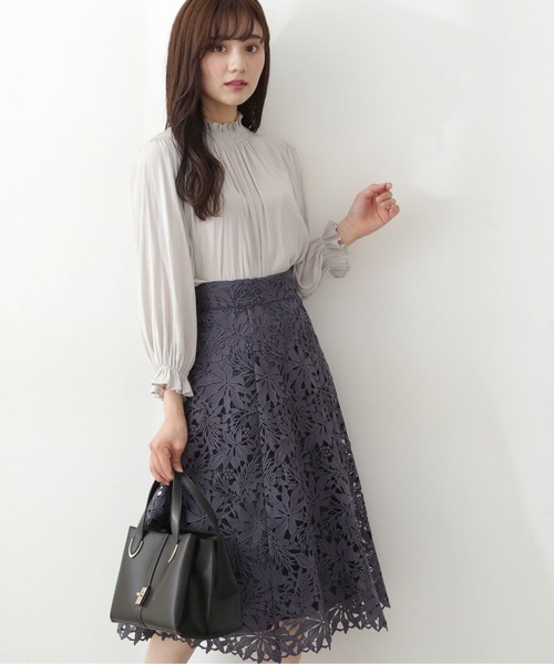 PROPORTION BODY DRESSING(プロポーションボディドレッシング)の「バイカラーシャーリングブラウス / 1212210907(シャツ/ブラウス・レディース・オフホワイト/グレー/ブラック・SMALL/MEDIUM)」の11枚目の写真