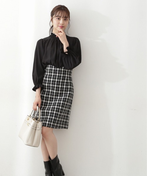 PROPORTION BODY DRESSING(プロポーションボディドレッシング)の「バイカラーシャーリングブラウス / 1212210907(シャツ/ブラウス・レディース・オフホワイト/グレー/ブラック・SMALL/MEDIUM)」の6枚目の写真