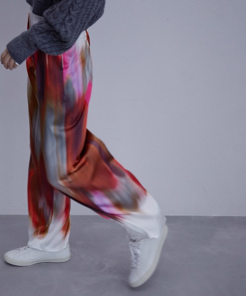 ADAM ET ROPE'（アダムエロペ）の「アート＆カラーイージーパンツ（その他パンツ・レディース・イエロー/ピンク系その他2・FREE）」の6枚目の写真