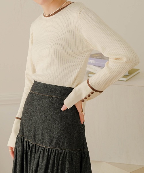 Bab（バブ）の「パイピング袖スリットクルーネックニットプルオーバー（Tシャツ/カットソー・レディース・ブラック/ベージュ/パープル/アイボリー・FREE）」の7枚目の写真