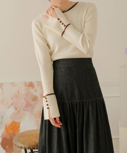 Bab（バブ）の「パイピング袖スリットクルーネックニットプルオーバー（Tシャツ/カットソー・レディース・ブラック/ベージュ/パープル/アイボリー・FREE）」の12枚目の写真