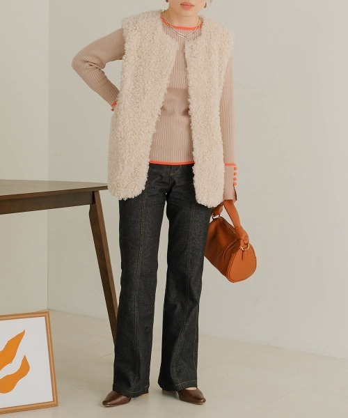 Bab（バブ）の「パイピング袖スリットクルーネックニットプルオーバー（Tシャツ/カットソー・レディース・ブラック/ベージュ/パープル/アイボリー・FREE）」の22枚目の写真