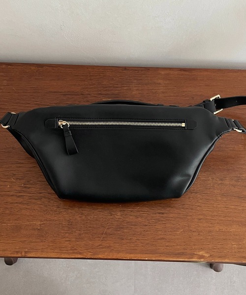 CAPRICIEUX LE'MAGE(カプリシューレマージュ)の「エコレザーボディバッグ(ボディバッグ/ウエストポーチ・レディース・ブラック/ブラウン・FREE)」の15枚目の写真