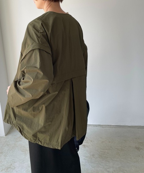 210nouve（トゥージュヌーブ）の「２WAYケープラインノーカラージャケット/袖取り外し可能（ノーカラージャケット・レディース・ブラック/カーキ/アイボリー・FREE）」の15枚目の写真