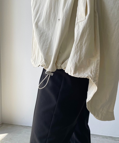 210nouve（トゥージュヌーブ）の「２WAYケープラインノーカラージャケット/袖取り外し可能（ノーカラージャケット・レディース・ブラック/カーキ/アイボリー・FREE）」の10枚目の写真