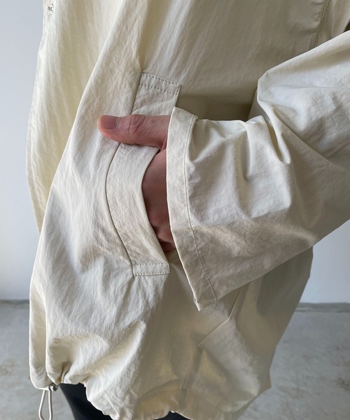 210nouve（トゥージュヌーブ）の「２WAYケープラインノーカラージャケット/袖取り外し可能（ノーカラージャケット・レディース・ブラック/カーキ/アイボリー・FREE）」の9枚目の写真