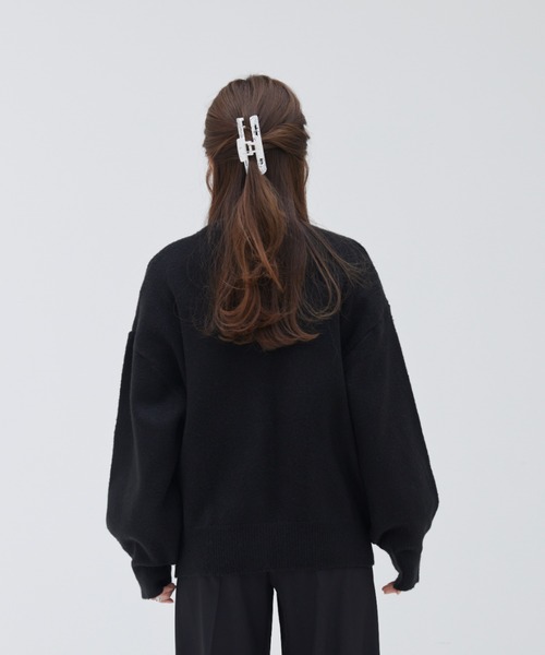 17HR(セブンティーンアワーズ)の「ロゴ刺繍カーディガン(カーディガン/ボレロ・レディース・ブラック/ブルー/オフホワイト・FREE)」の12枚目の写真